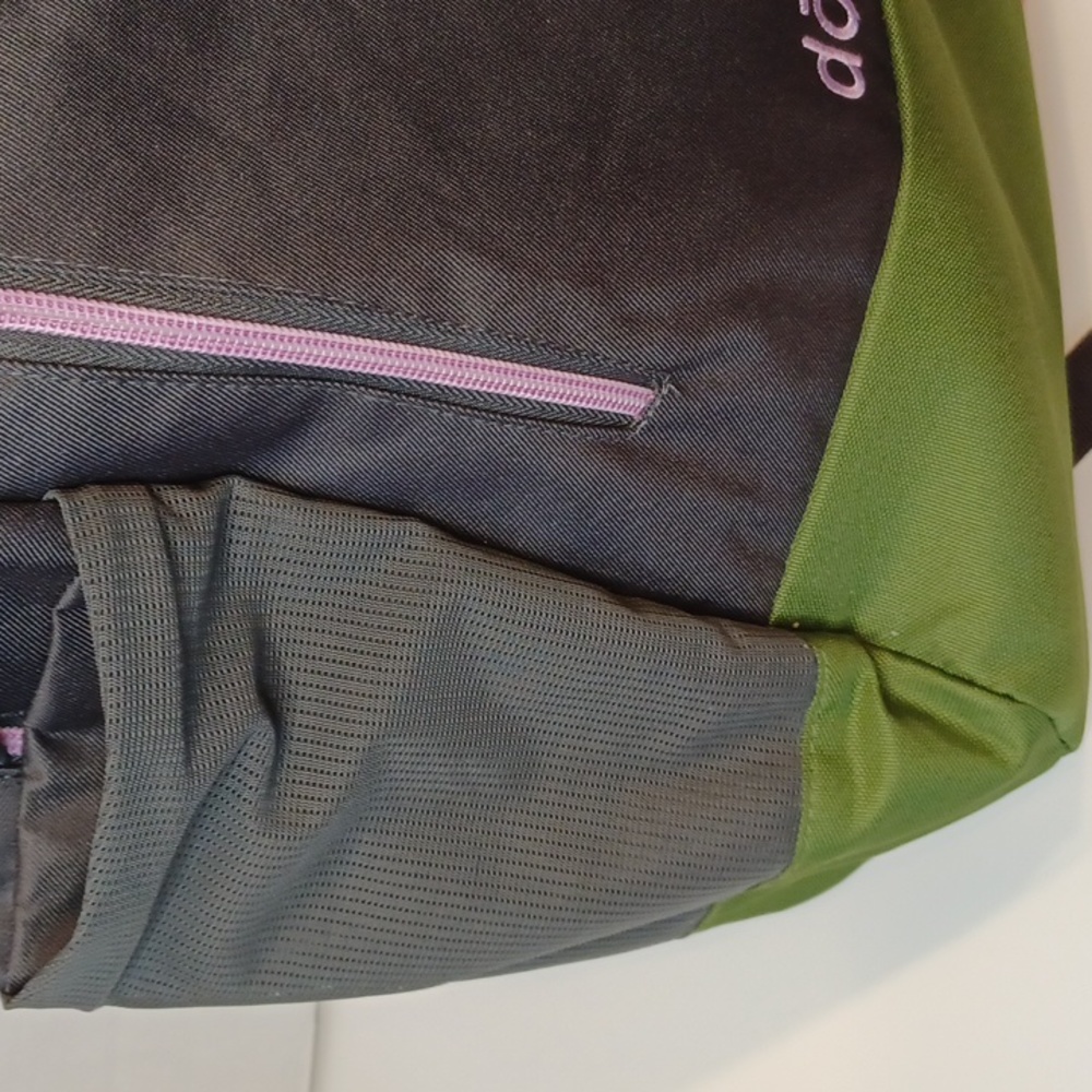 doTERRA Backpack Gray Green Pink Lots of Pockets - Picture 3 of 12
